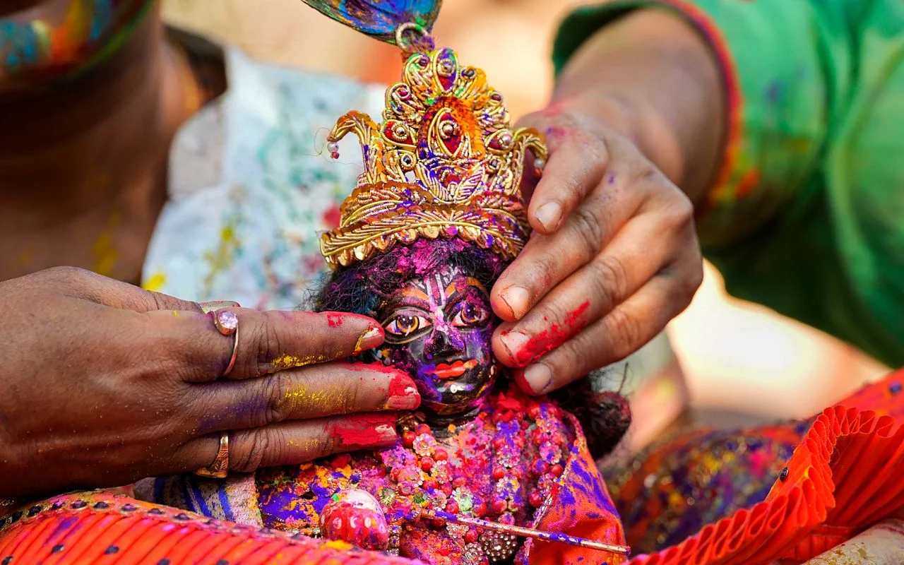 এবছর দোলযাত্রা, হোলি কবে পড়েছে? জানুন পূর্ণিমা কতক্ষণ থাকবে