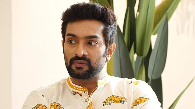 সম্প্রতি জিতু কমলের ছবি 'এরাও মানুষ: দ্য সার্চ উইদিন' সিনেমা নিয়ে তৈরি হয়েছে বিরাট বড় বিতর্ক।